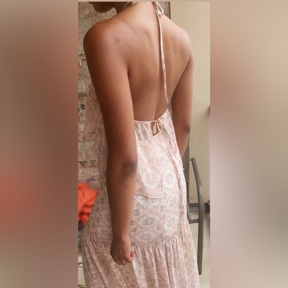 BCBGeneration Halter Chiffon Dress Back Ties at Neck Flowing Skirt w Side Slits - Picture 8 of 14